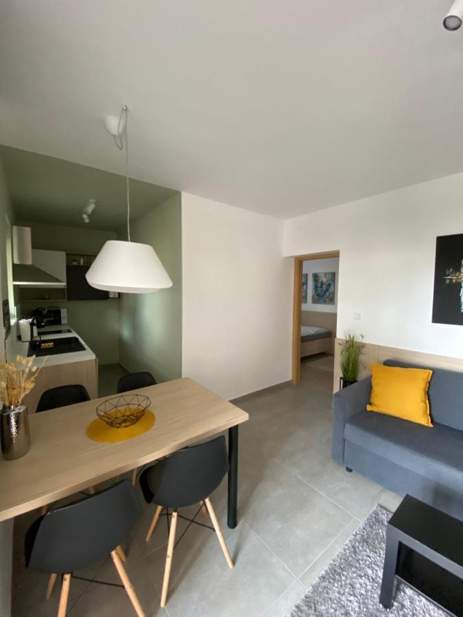 Maxim Apartments Гаркань Екстер'єр фото
